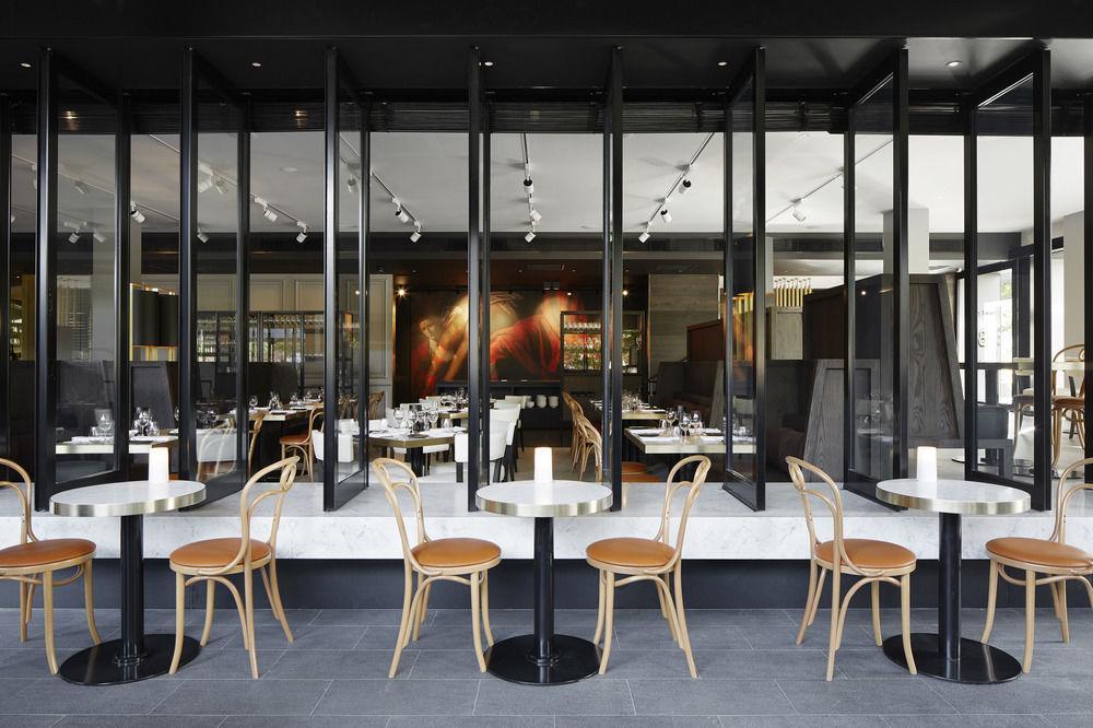 Hotel Realm Canberra Ngoại thất bức ảnh Restaurant interior