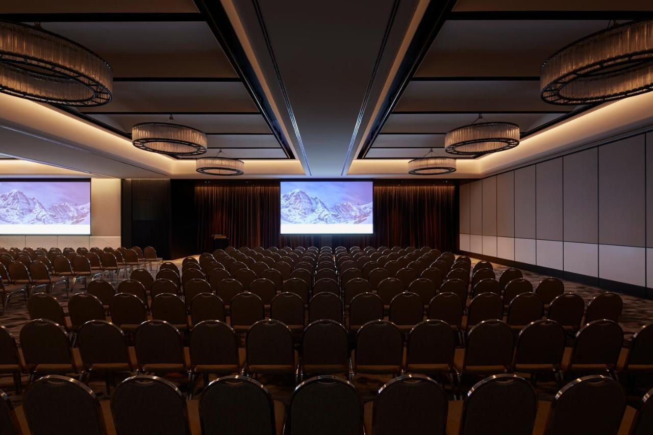 Hotel Realm Canberra Ngoại thất bức ảnh 3D rendering of a conference room